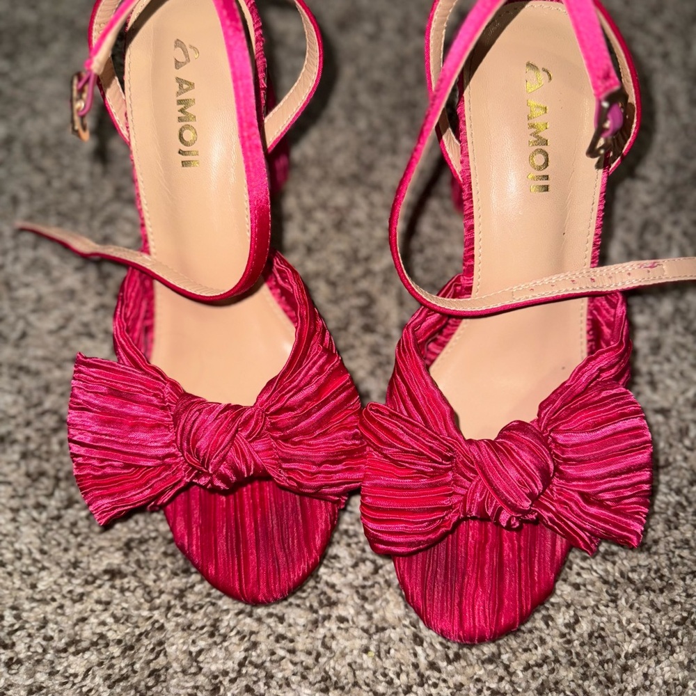 Vibrant Pink Bow Sandals for Women